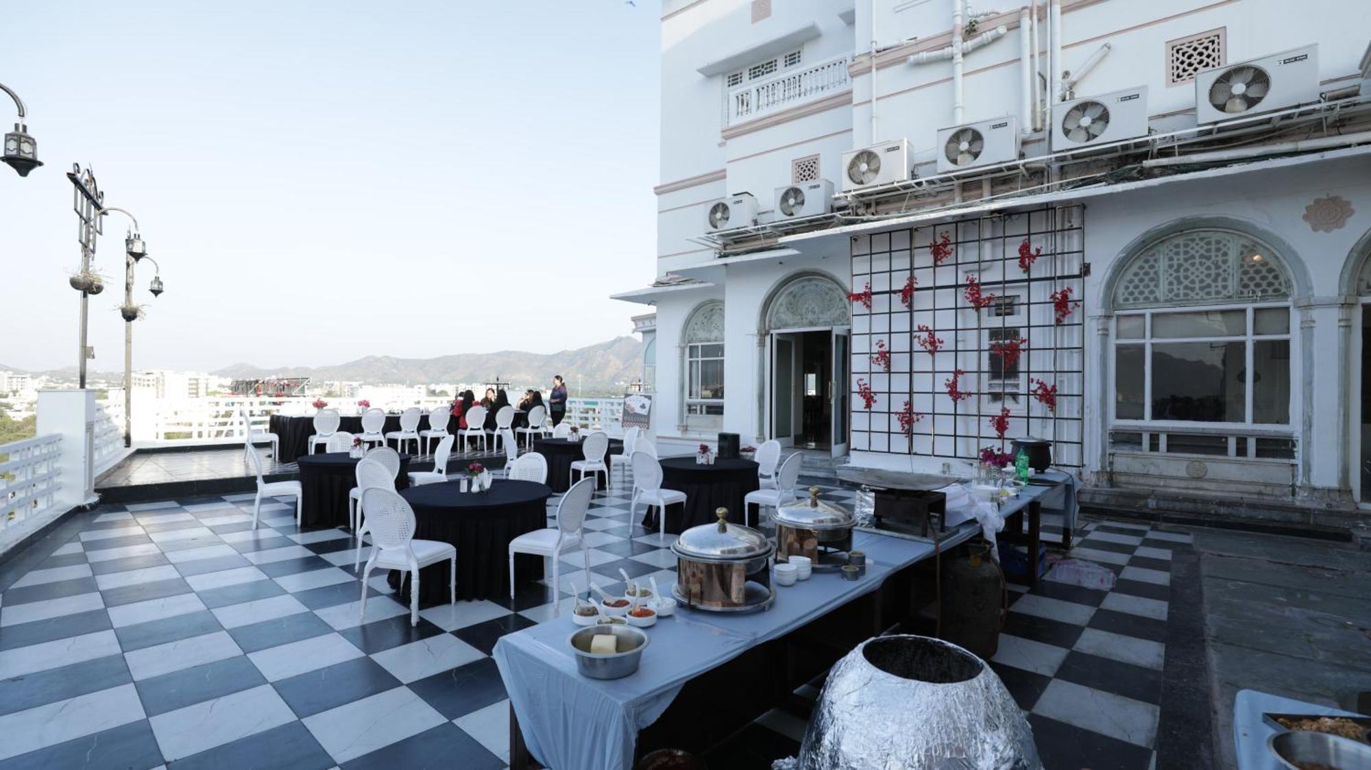 Hotel Merwara Estate- A Luxury Heritage Resort Ajmer Exterior photo