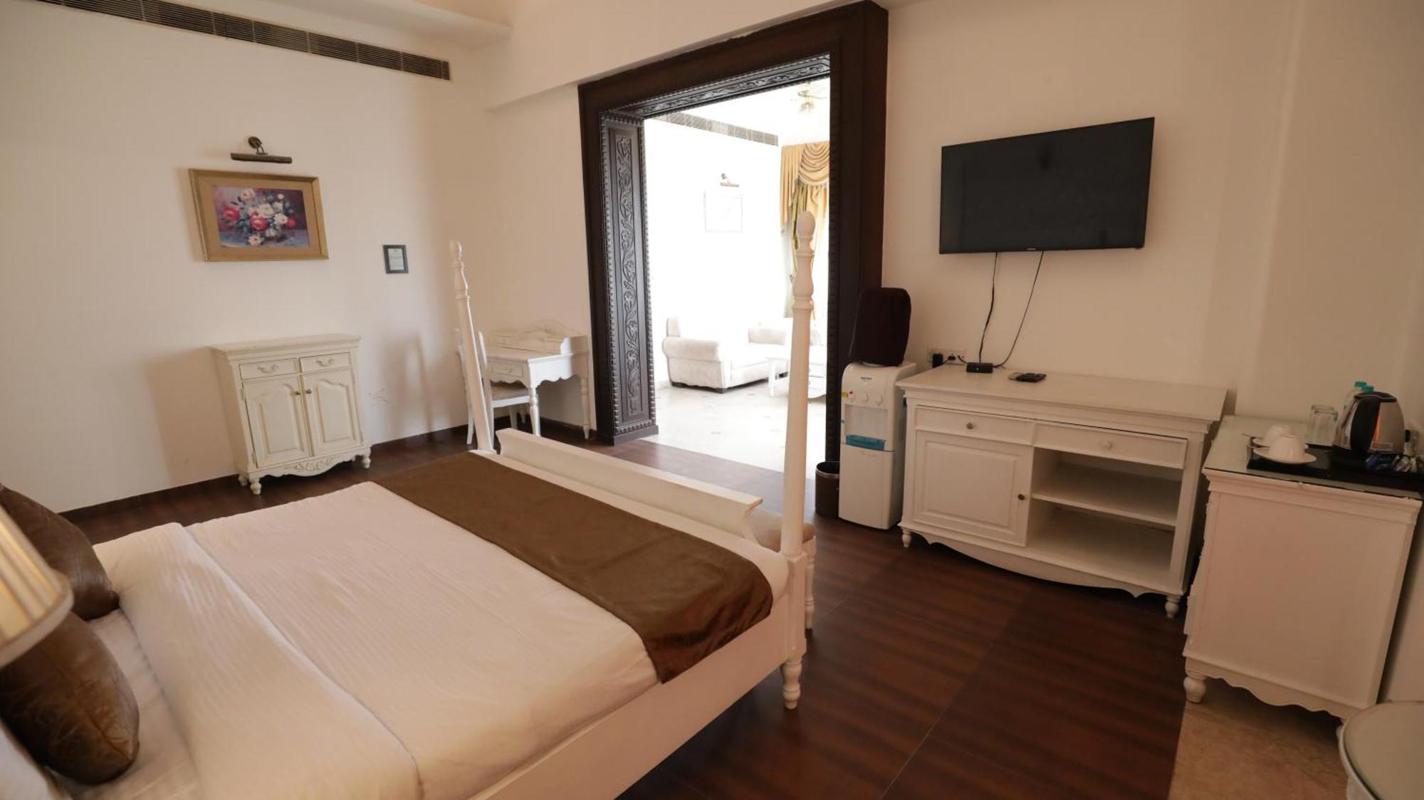 Hotel Merwara Estate- A Luxury Heritage Resort Ajmer Exterior photo